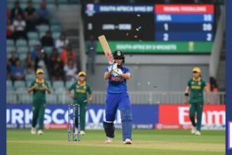 आयसीसी महिला विश्वचषक 2025: दक्षिण आफ्रिकेने भारताचा विजयरथ रोखला, रोमांचक सामन्यात 3 विकेट्सने मात